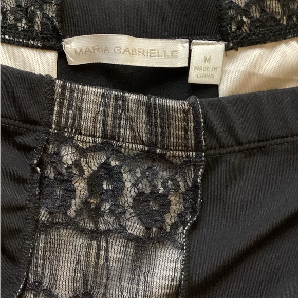 Black lace midi skirt-size medium - Picture 3 of 4